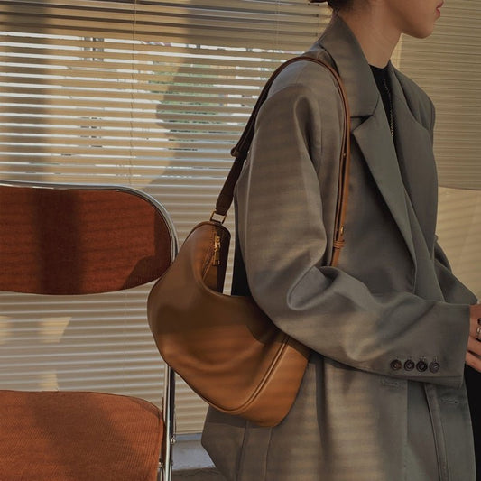 Soft waxy lady commuting underarm bag - zoraflux