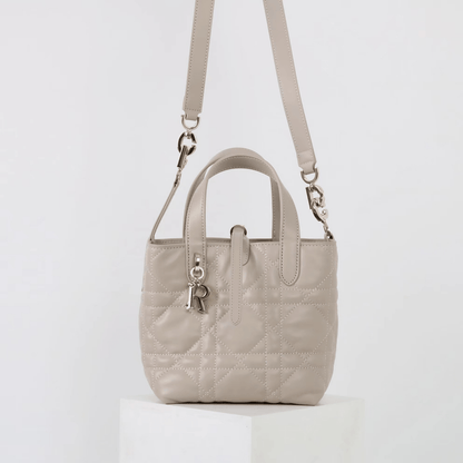 Teng lattice D letter decorated shoulder bag - zoraflux