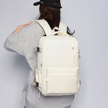 Travel light and large capacity backpack - zoraflux