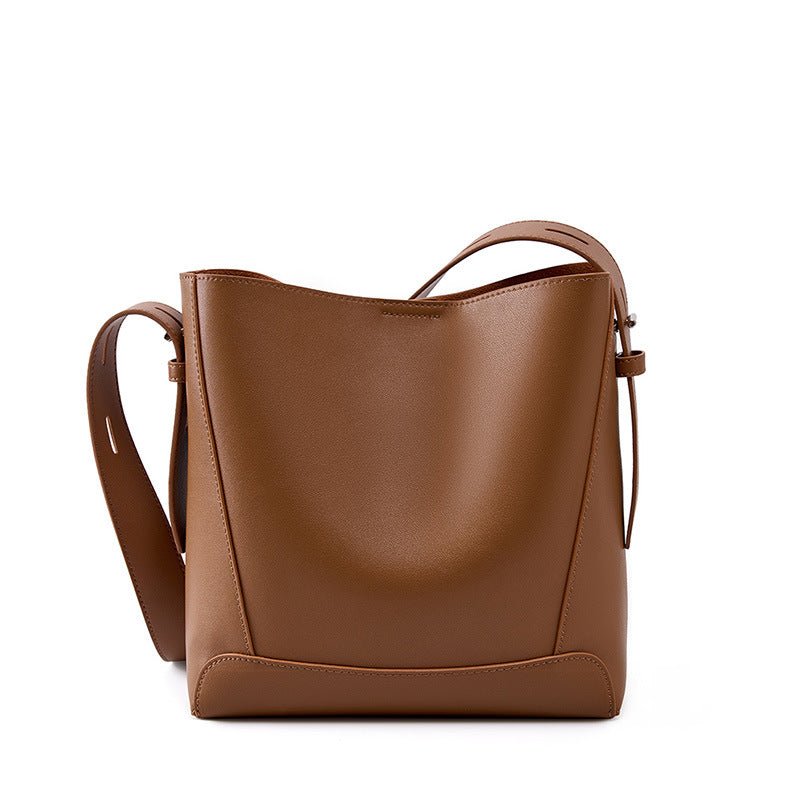 Versatile large capacity women bucket bag - zoraflux