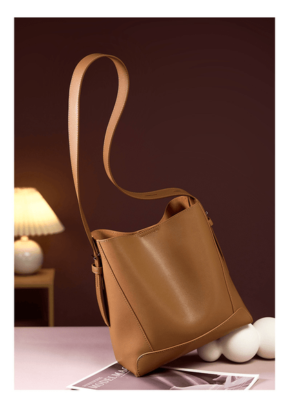 Versatile large capacity women bucket bag - zoraflux