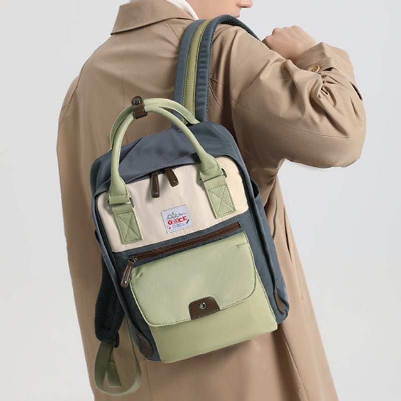 Waterproof and lightweight travel student backpack - zoraflux