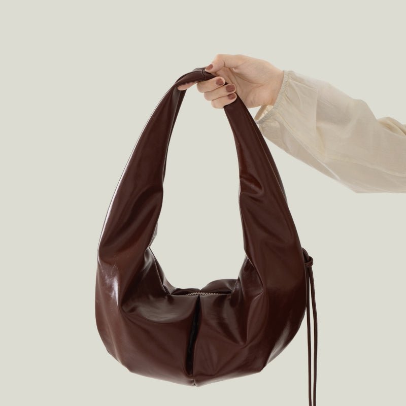 Waxy leather shoulder bag with niche design - zoraflux