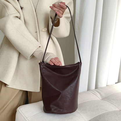 Women vintage vegetable tanned cowhide bucket bag - zoraflux