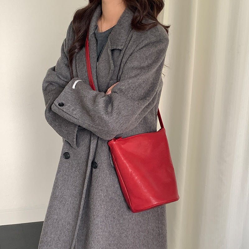 Women vintage vegetable tanned cowhide bucket bag - zoraflux