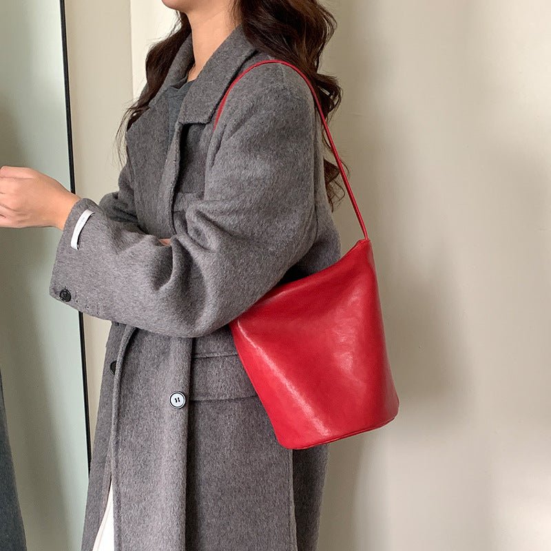 Women vintage vegetable tanned cowhide bucket bag - zoraflux